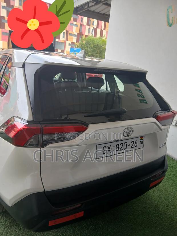 Toyota RAV4 2020 White