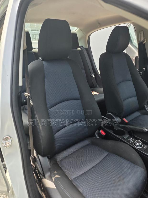 Toyota Yaris 2020 Silver