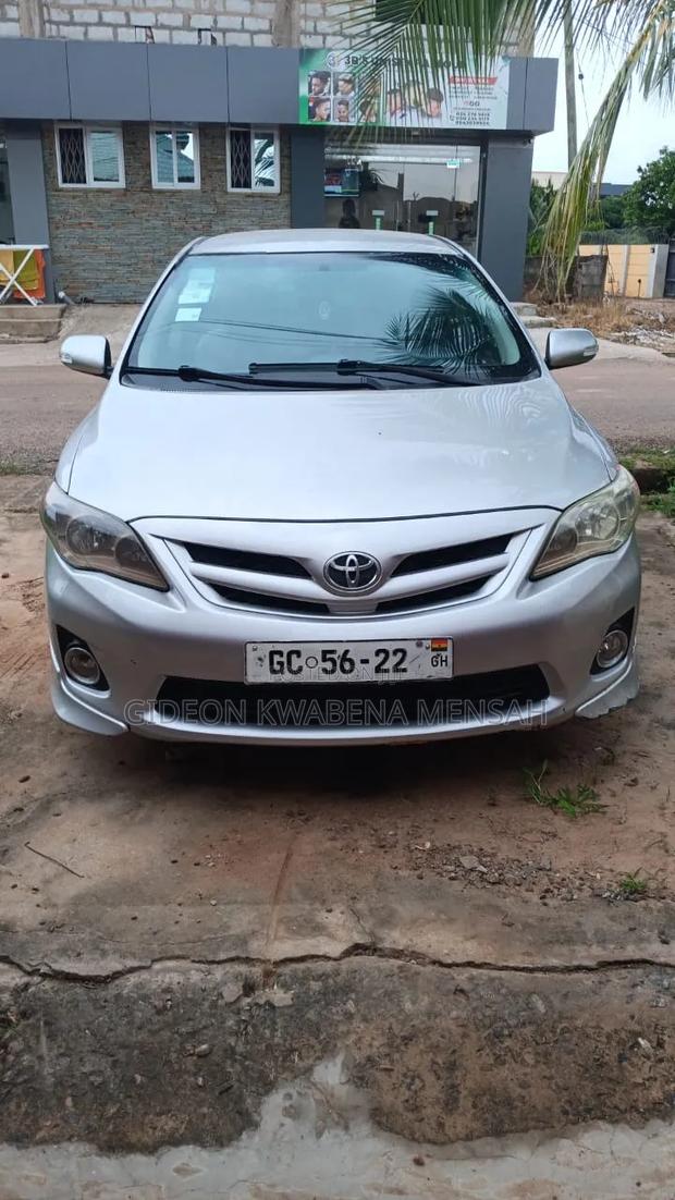 Toyota Corolla 2013 Silver