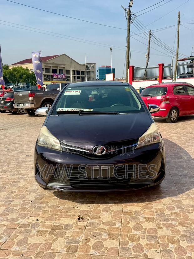 Toyota Vitz 2014 Purple