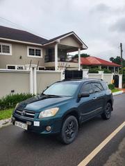 Toyota RAV4 2010 Green for sale