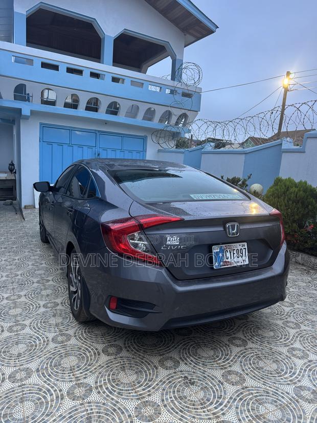Honda Civic 2016 Gray