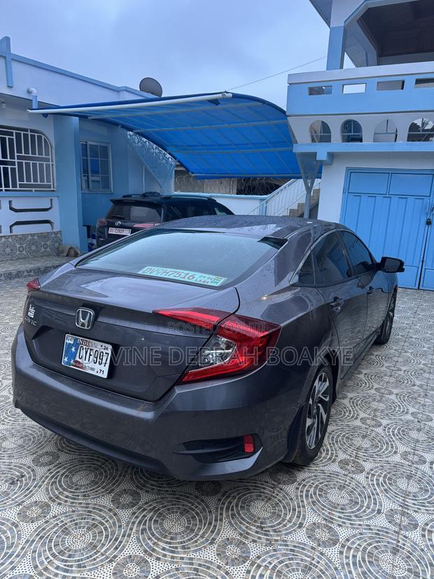 Honda Civic 2016 Gray