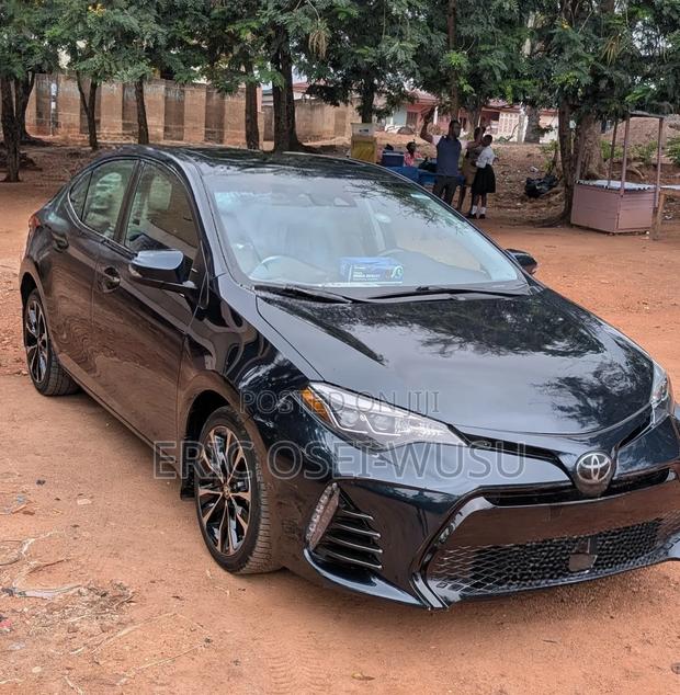 Toyota Corolla XSE (1.8L 4cyl 2A) 2019