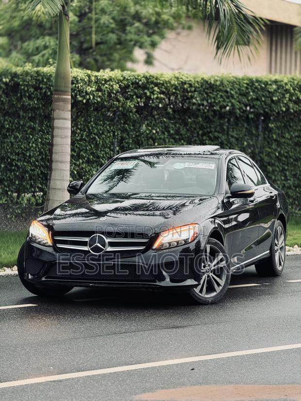 Mercedes-Benz C300 2020 Black