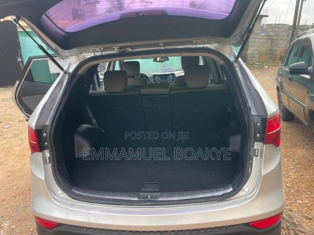 Hyundai Santa Fe 2016 Gray