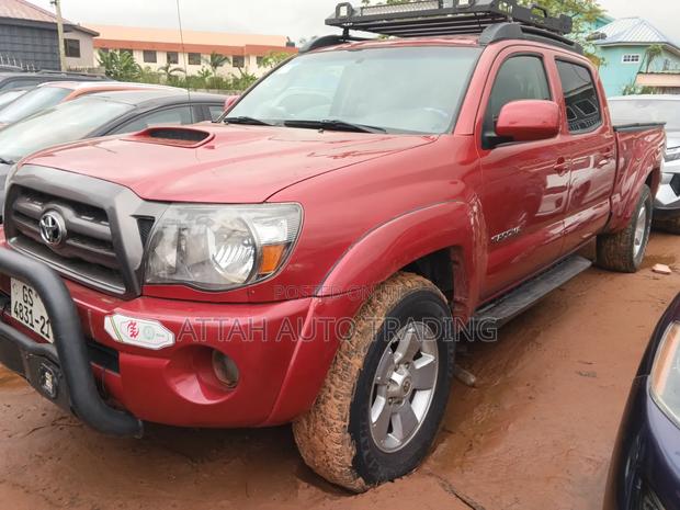 Toyota Tacoma 2010 Red