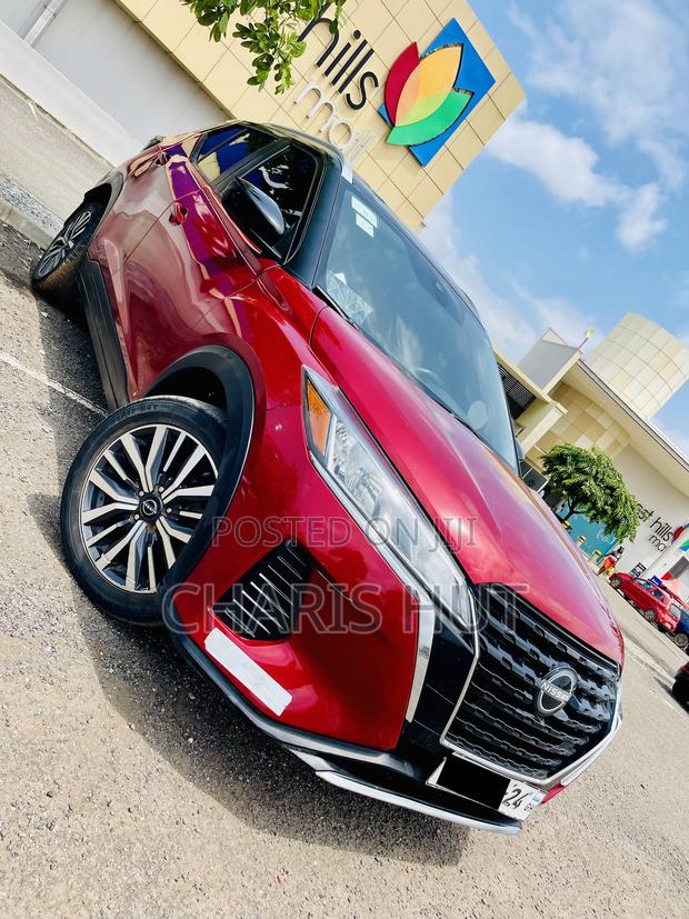 Nissan Kicks SV 2023 Red