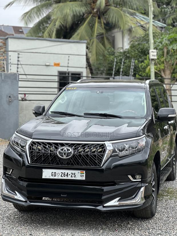 Toyota Land Cruiser Prado 4.0 Petrol TX-L 2016 Black