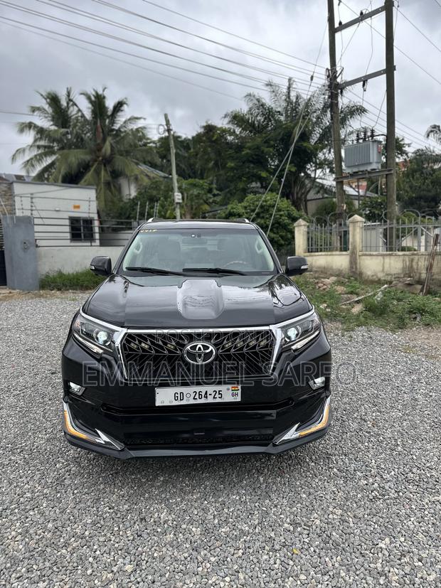 Toyota Land Cruiser Prado 4.0 Petrol TX-L 2016 Black
