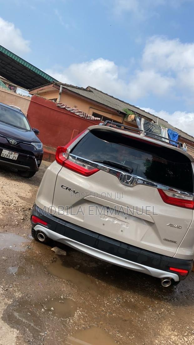 Honda CR-V Touring 4dr SUV AWD (1.5L 4cyl CVT) 2017 Gray