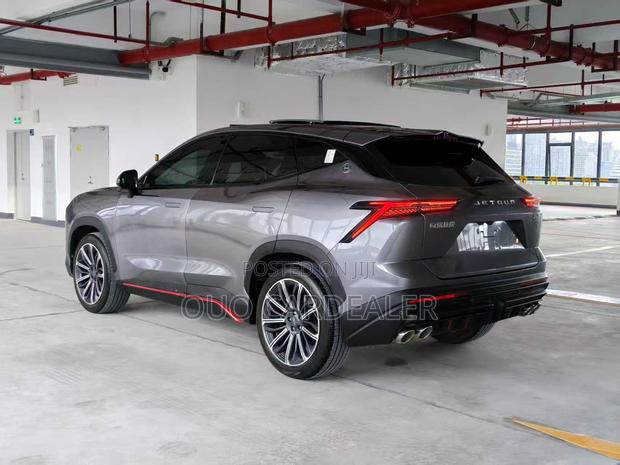 Jetour Dashing 1.5 Petrol FWD 2023 Silver