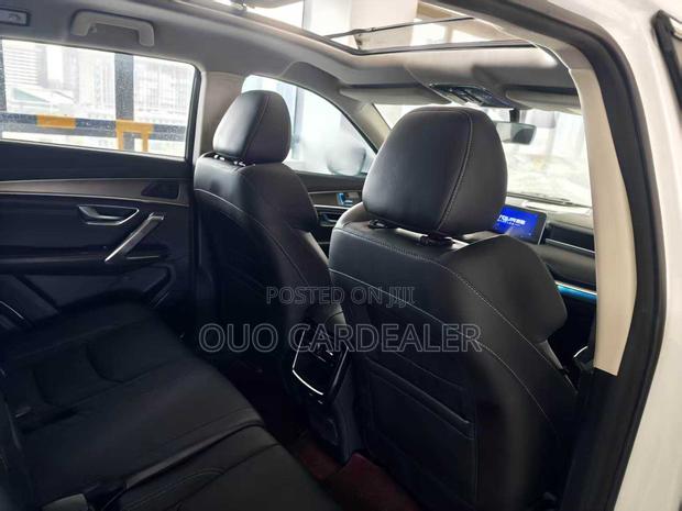 Jetour X70 Plus 1.5 7-Seater FWD 2022 White
