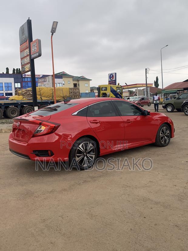 Honda Civic 2016 Red