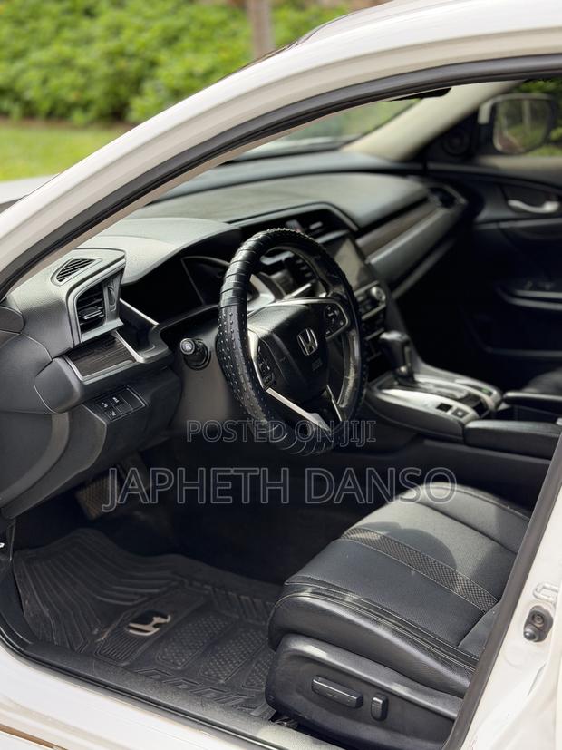 Honda Civic EX-L Sedan 2019 White