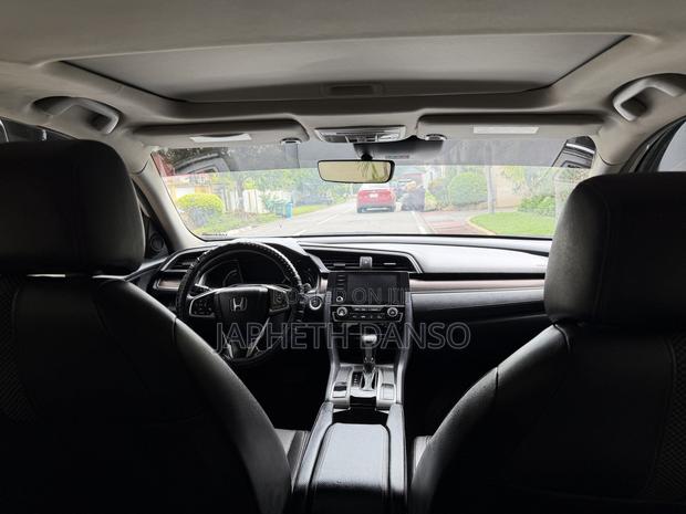 Honda Civic EX-L Sedan 2019 White