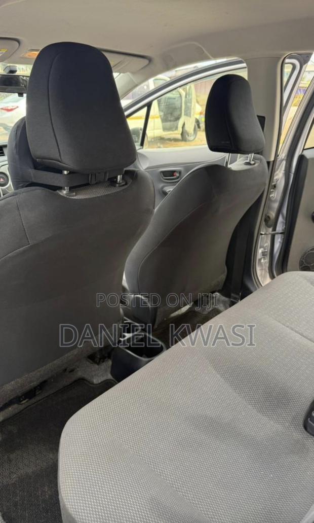 Toyota Vitz 1.0 FWD 3dr 2012