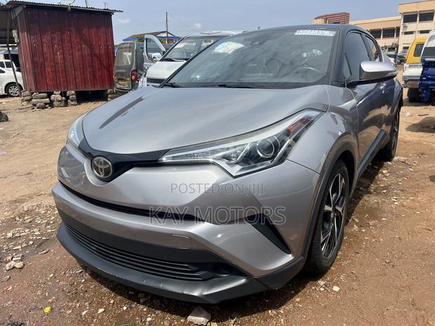 Toyota C-HR 2017 Gray