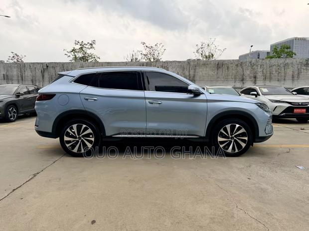 BYD Song Plus 1.5 CVT Hybrid FWD 2022 Blue