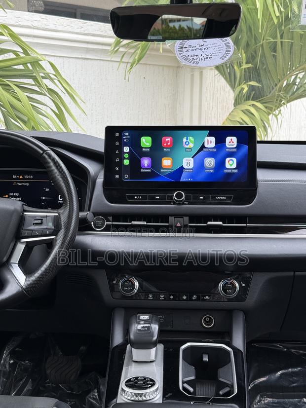 Mitsubishi Outlander SE 2025 Black