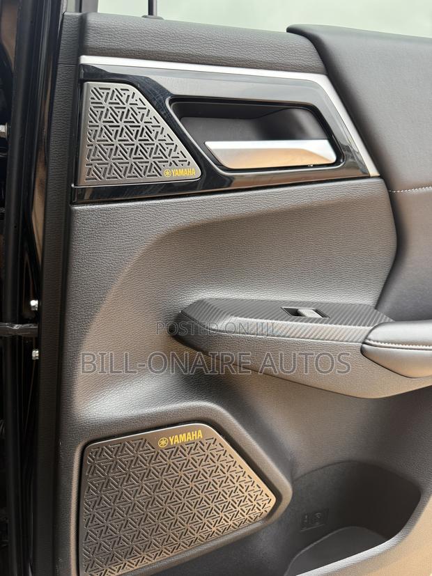 Mitsubishi Outlander SE 2025 Black