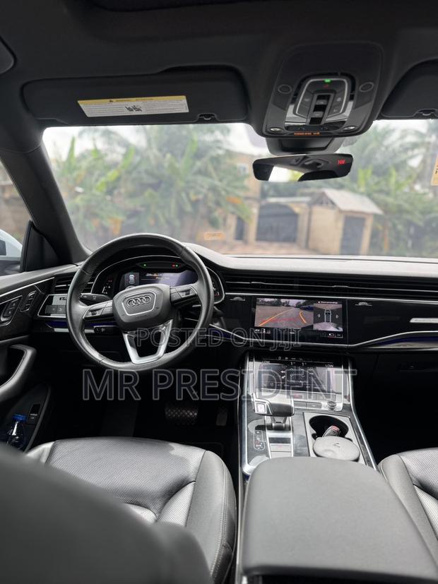 Audi Q8 2021 White