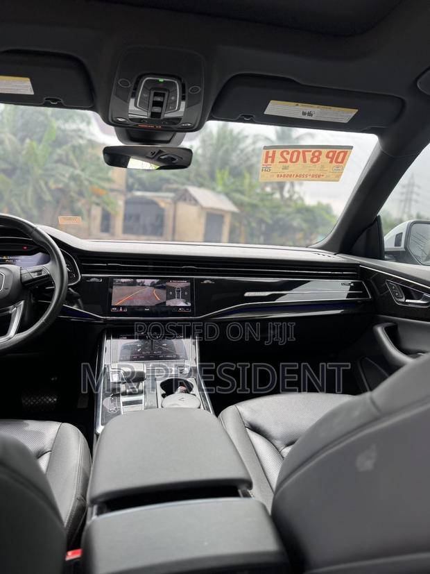 Audi Q8 2021 White