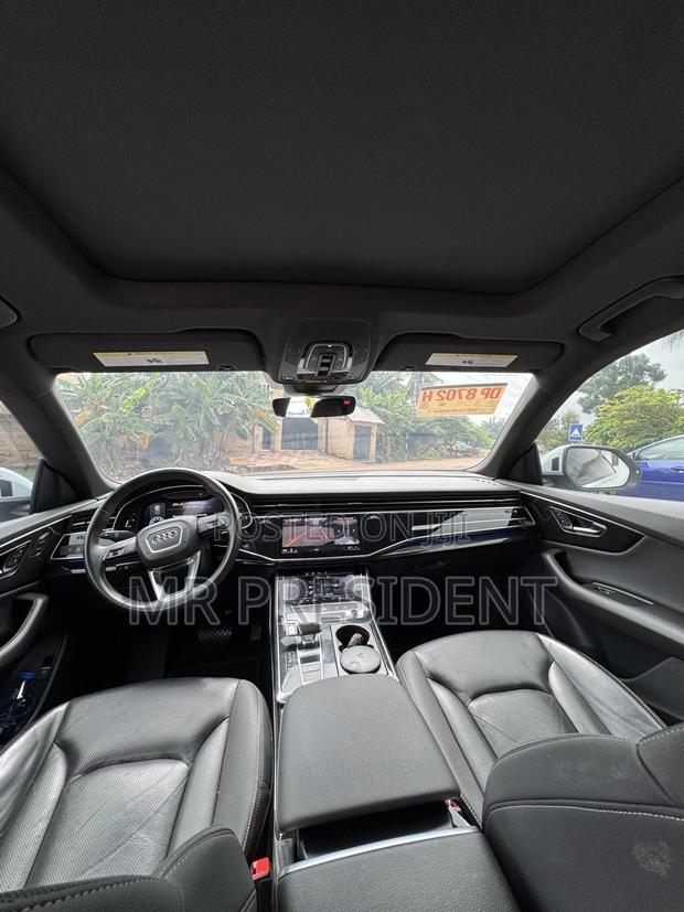 Audi Q8 2021 White