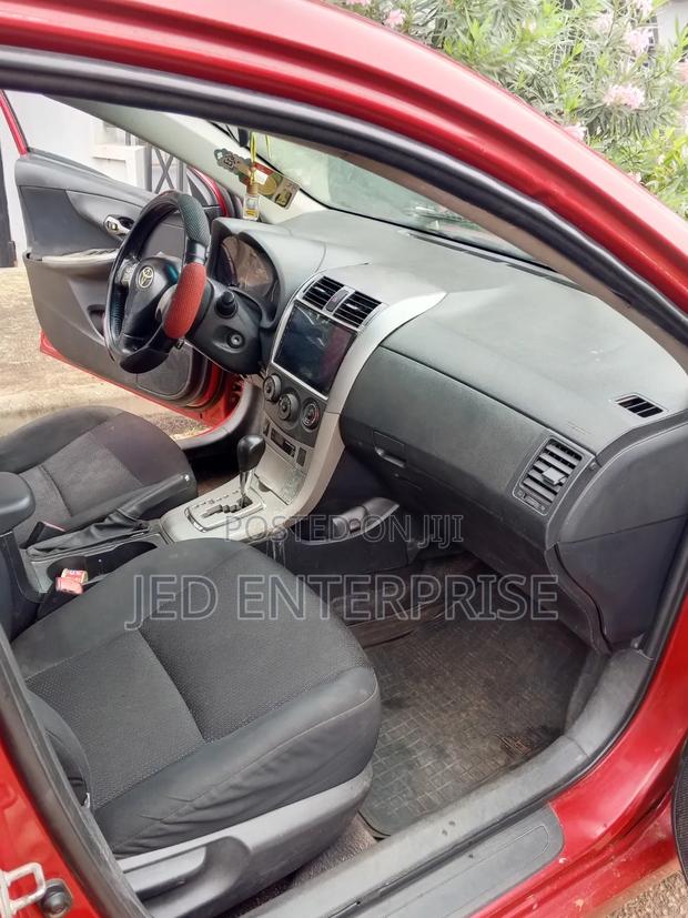 Toyota Corolla 2010 Red