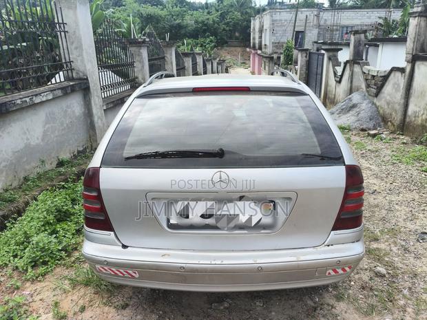 Mercedes-Benz C220 2004 Silver