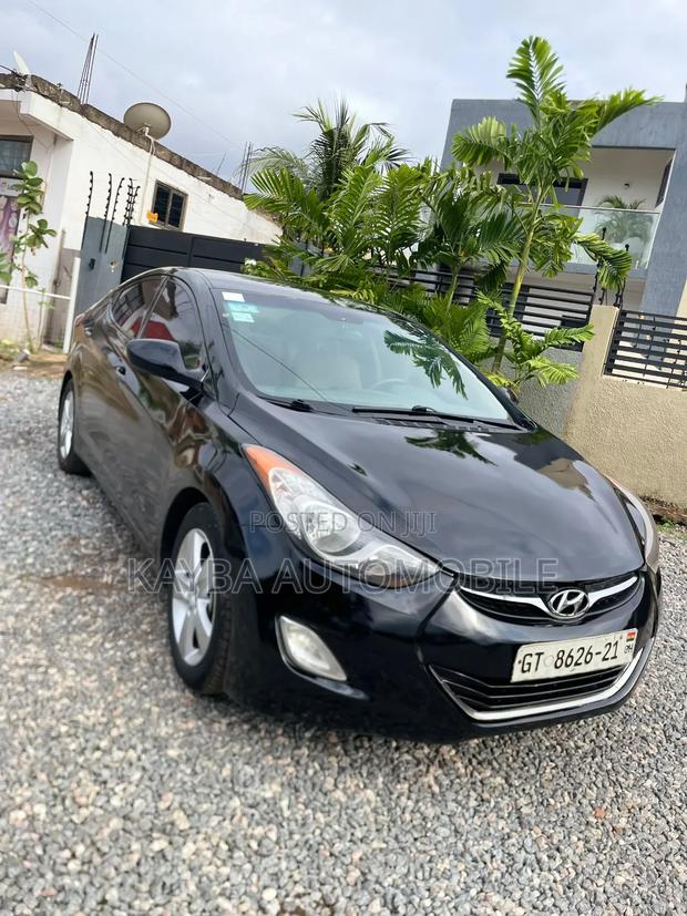 Hyundai Elantra 2015 Black