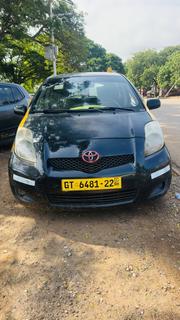 Toyota Yaris Base Hatchback 5dr 2010 Black for sale