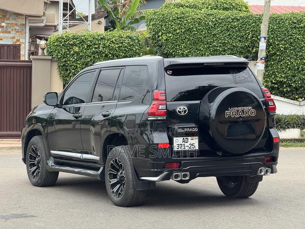 Toyota Land Cruiser Prado 3.0 TD 2013 Black