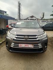 Toyota Highlander XLE 4x4 V6 (3.5L 6cyl 8A) 2017 Gray for sale