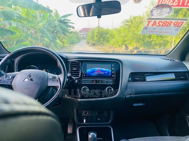 Mitsubishi Outlander Sport SE 2.0 2019 White