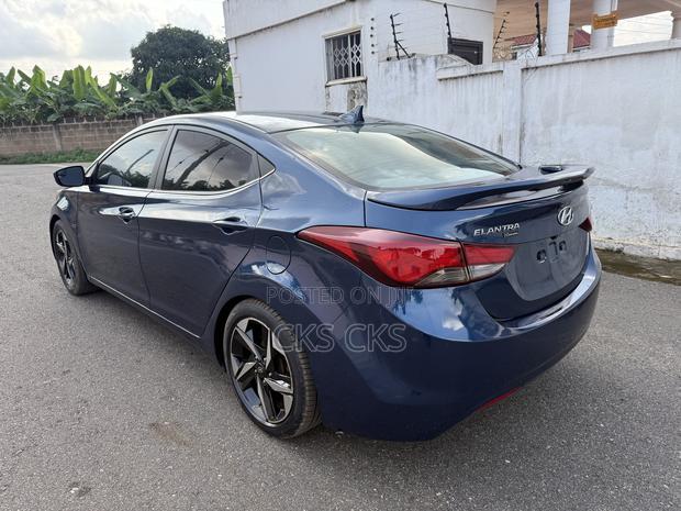Hyundai Elantra 2015 Blue