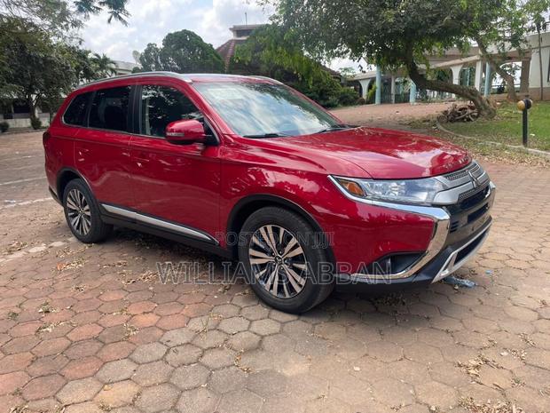 Mitsubishi Outlander 2.0 PHEV AWD 2020 Red
