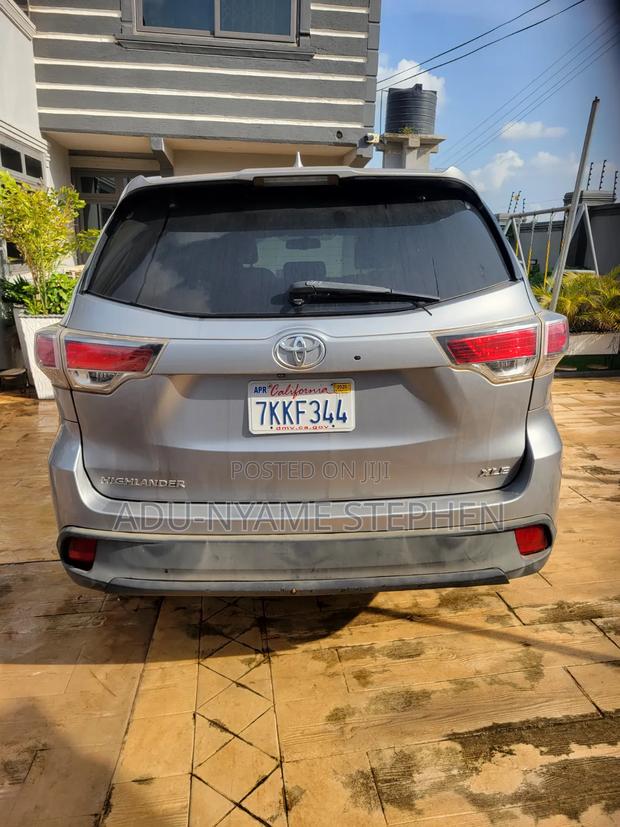 Toyota Highlander 2015 Gray