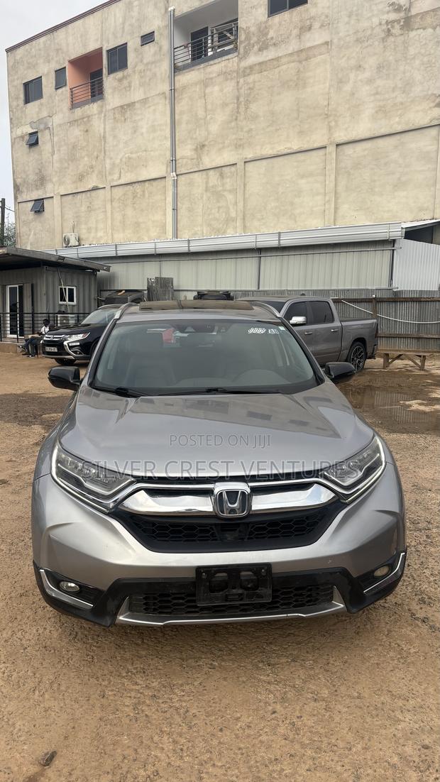 Honda CR-V Touring AWD 2018 Gray