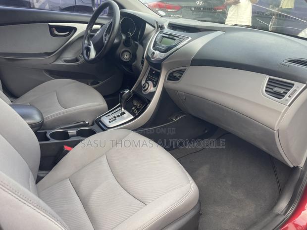 Hyundai Elantra 2012 Burgundy