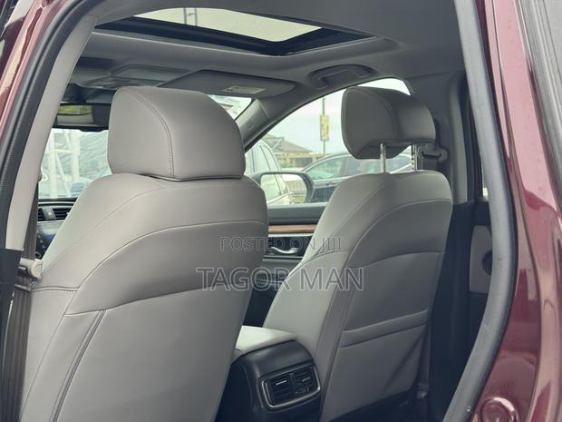 Honda CR-V Touring AWD 2019 Brown