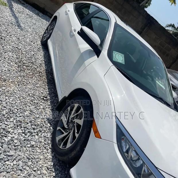 Honda Civic 2017 White
