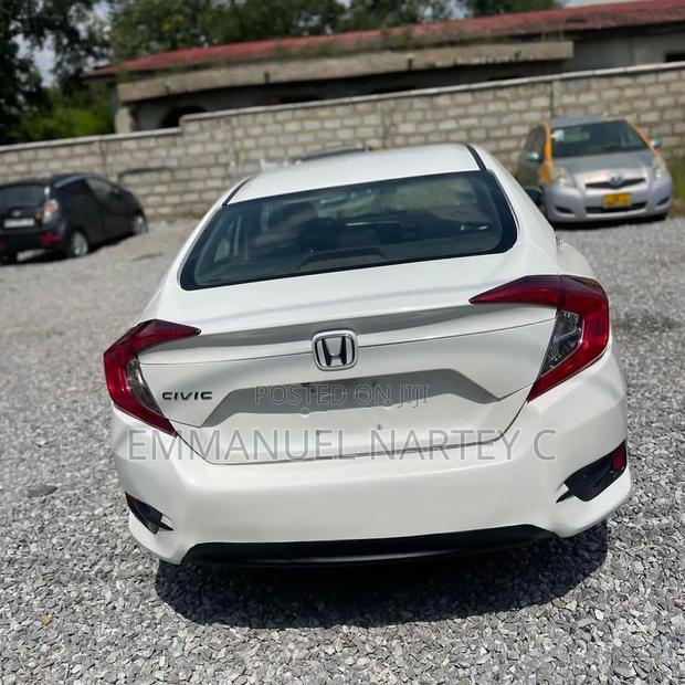Honda Civic 2017 White