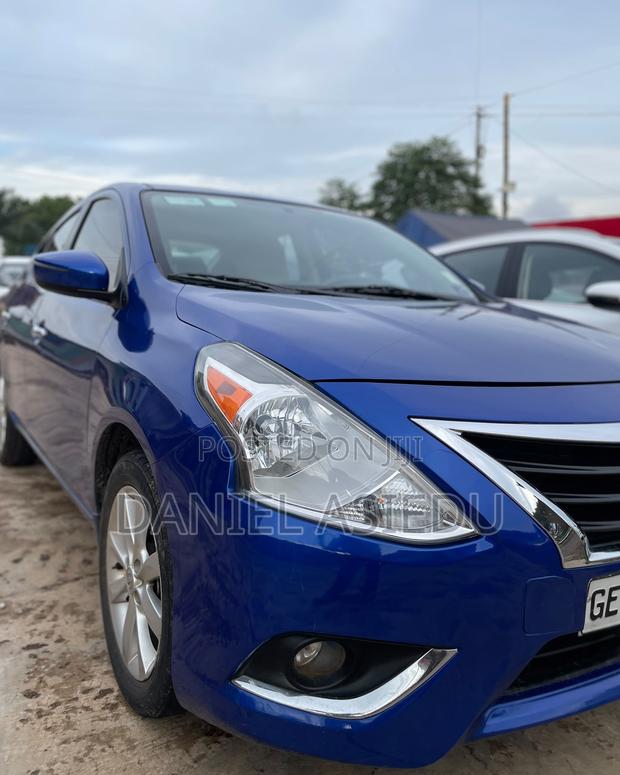 Nissan Versa 1.6 S 2017 Blue