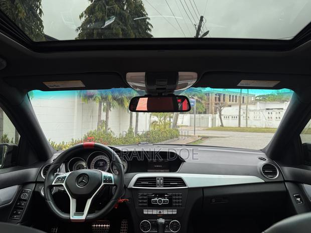 Mercedes-Benz C250 2014 Black