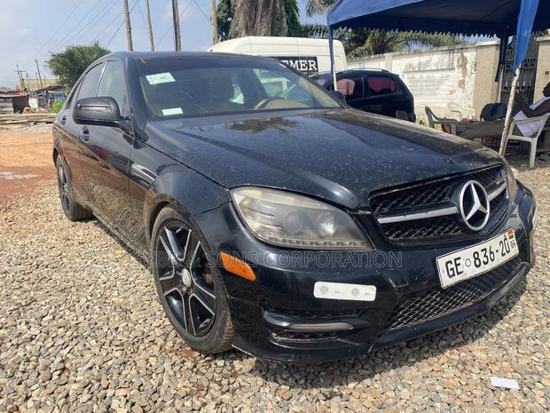 Mercedes-Benz C300 2008 Black