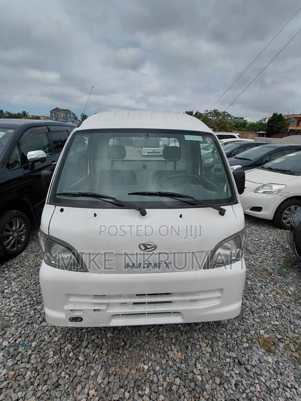 Daihatsu Ceria 2006 White
