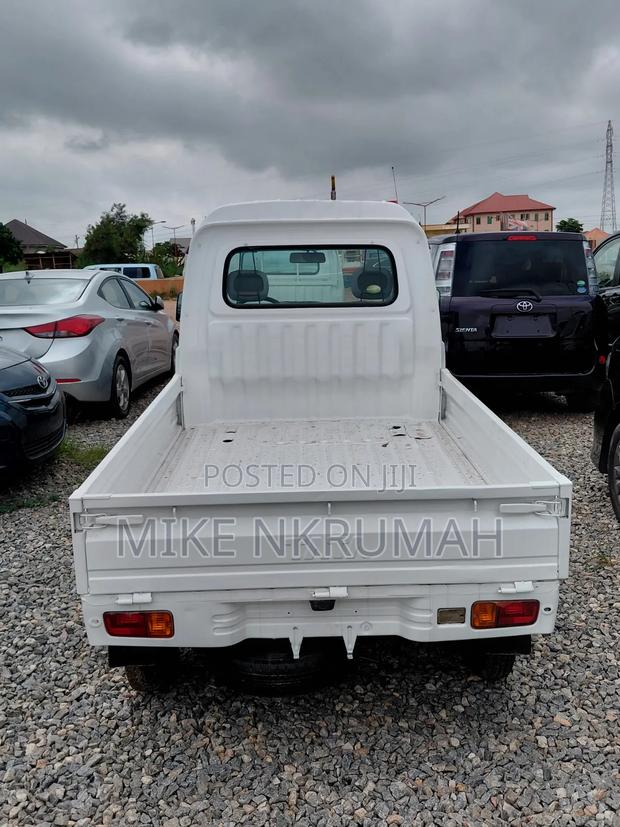 Daihatsu Ceria 2006 White