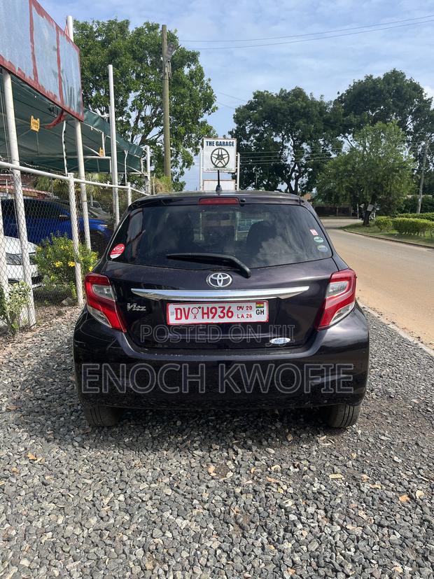 Toyota Vitz 2016 Black