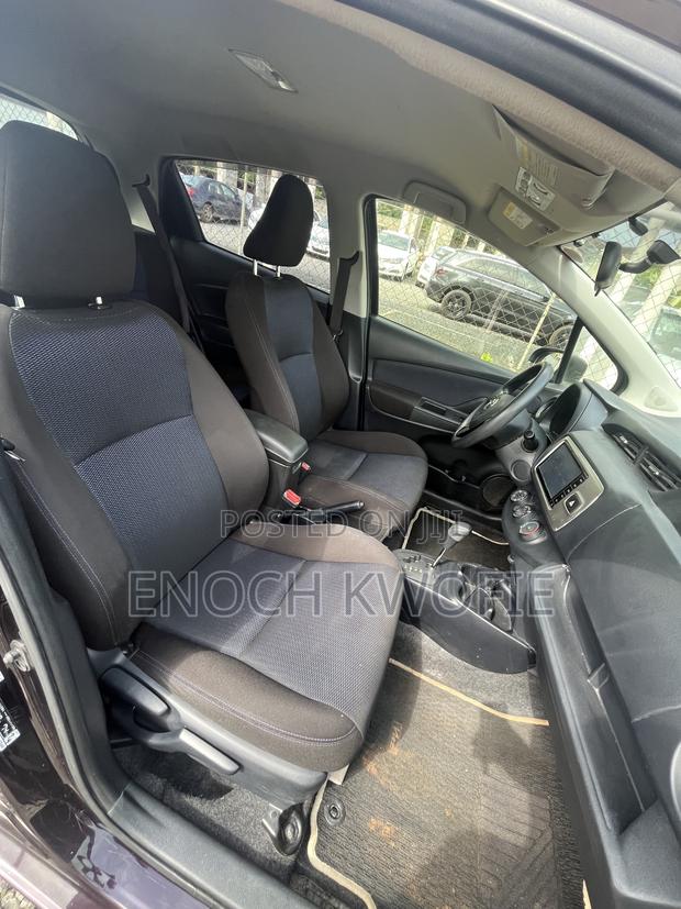 Toyota Vitz 2016 Black